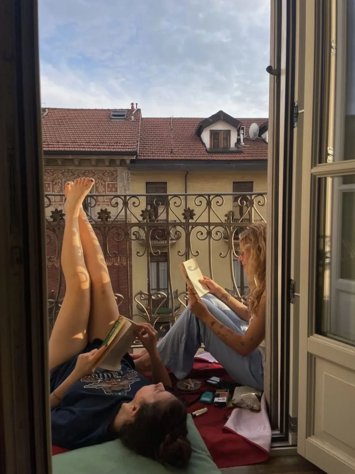 Lecture & Café